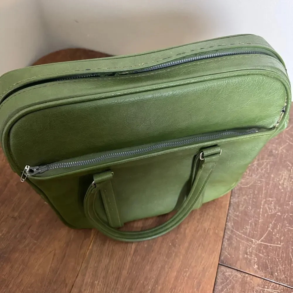 Samsonite vintage silhouette